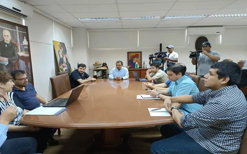 Reunión técnica en Santa Cruz
