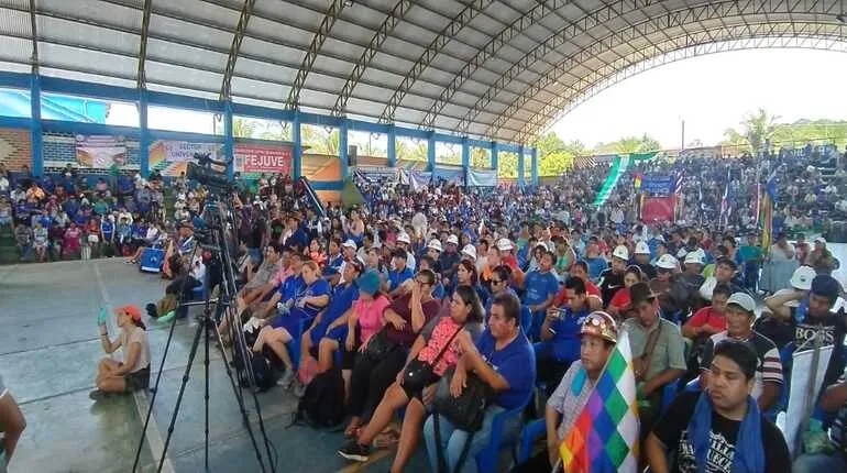 Foto: Congreso de ala evista en Lauca Ñ.